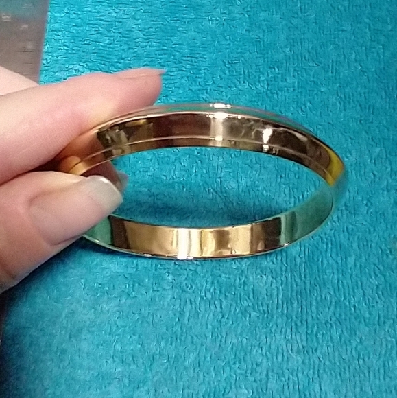 Elegant Brass Bangle Bracelet Vintage - Picture 1 of 4
